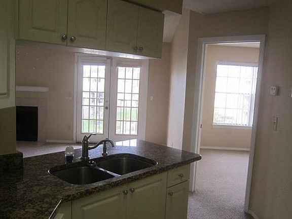 5th image of 2550 N Alafaya Trl #305