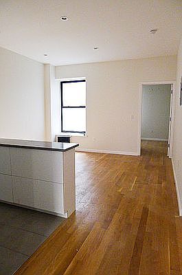 5th image of 233 W 113th St #1A