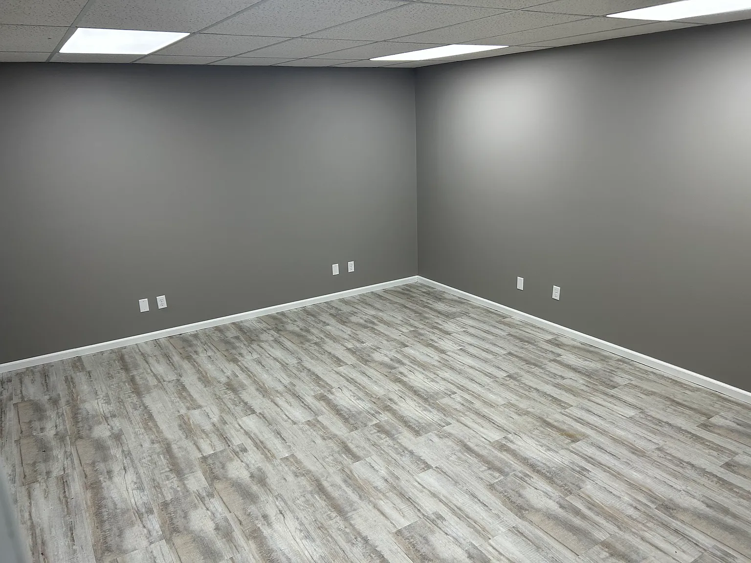 Studio, 700 sqft, $1,000 — Photo 1