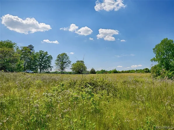 6 Hatton Ferry Rd, Scottsville, VA 24590