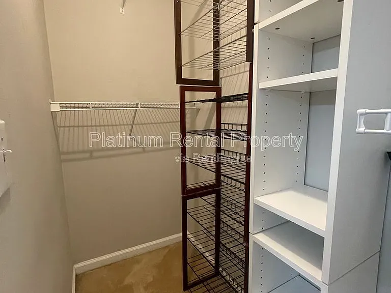 475 Ellesmere Way — Photo 25