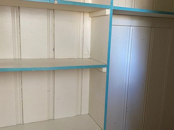 5th image of 919 S Bryan St APT C