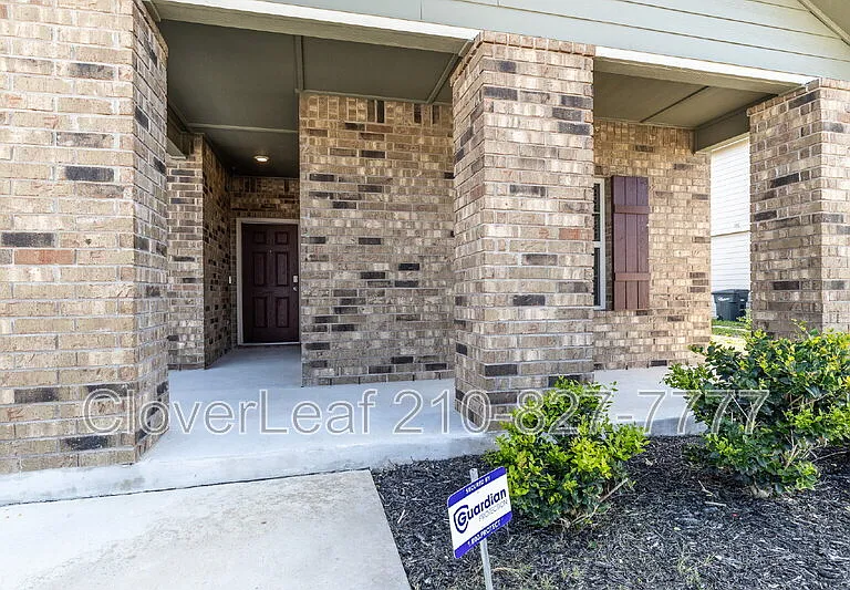 524 Willow Valley St — Photo 3
