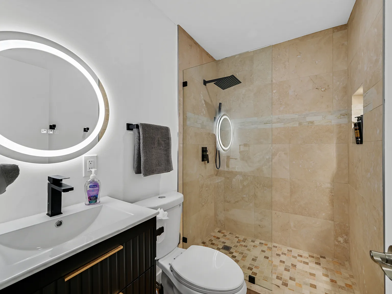 1 bed, 500 sqft, $1,500 — Photo 2