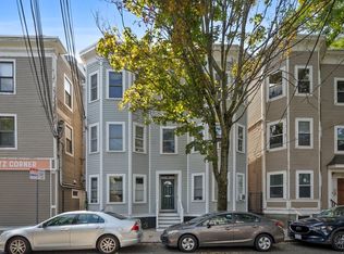6 Bristol St APT 6, Cambridge, MA 02141