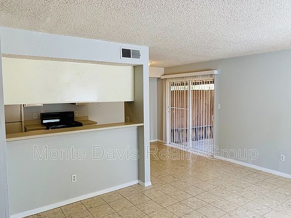 4th image of 1309 Southport Dr APT D