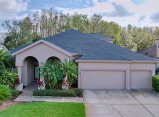 1542 Deerbourne Dr, Zephyrhills, FL 33543