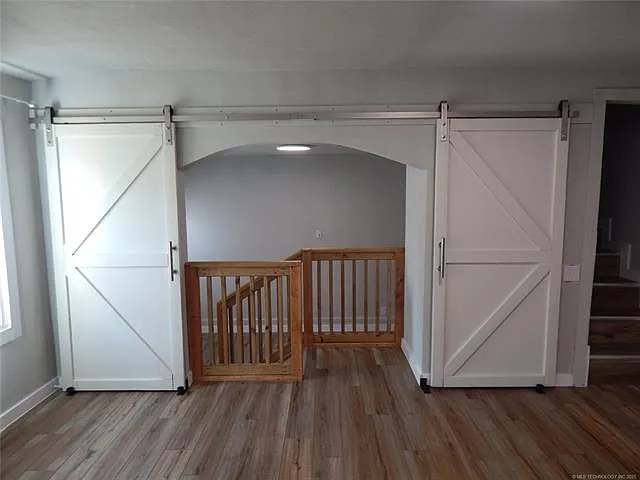 5 bed, 1887 sqft, $1,600 — Photo 4