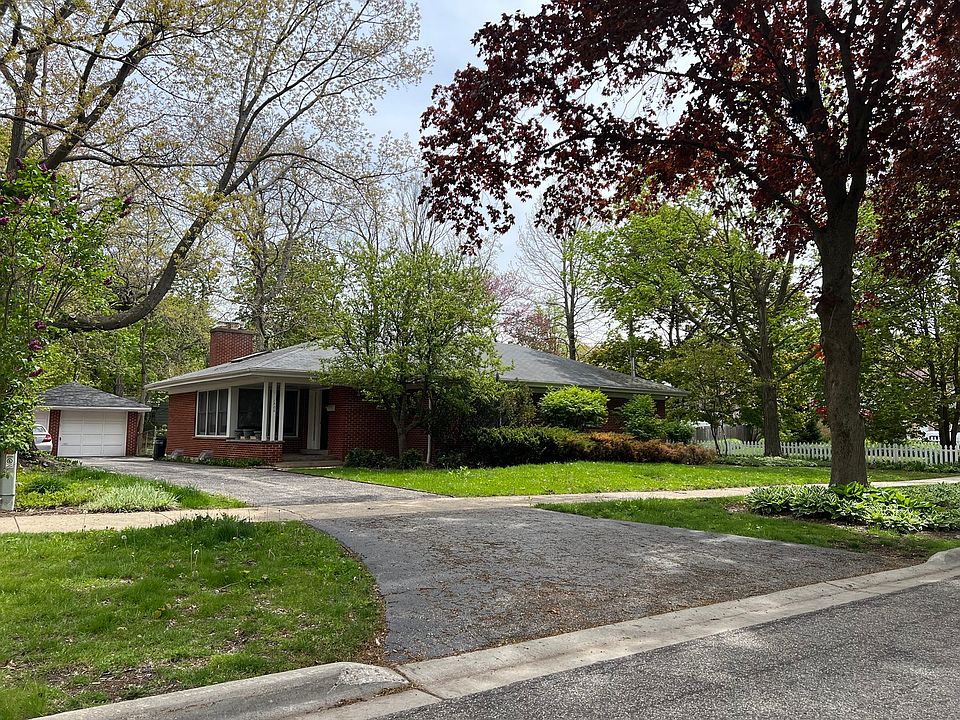 1st image of 1505 Willow St