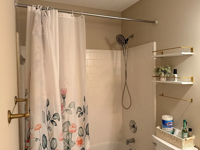 5805 Haterleigh Dr — Photo 22