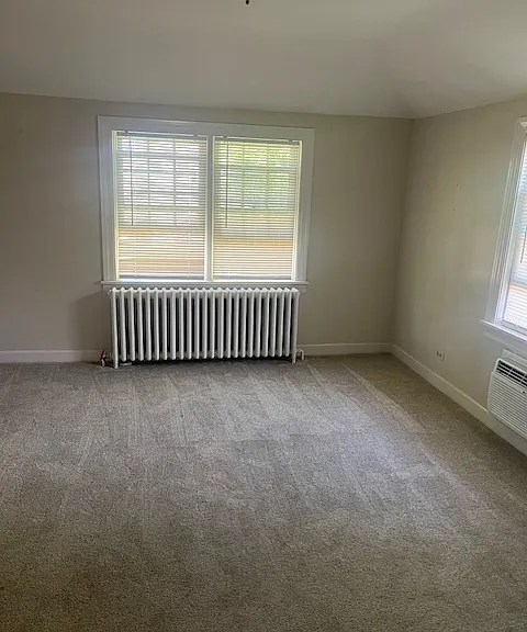 1021 S Riverside Dr #1 — Photo 4
