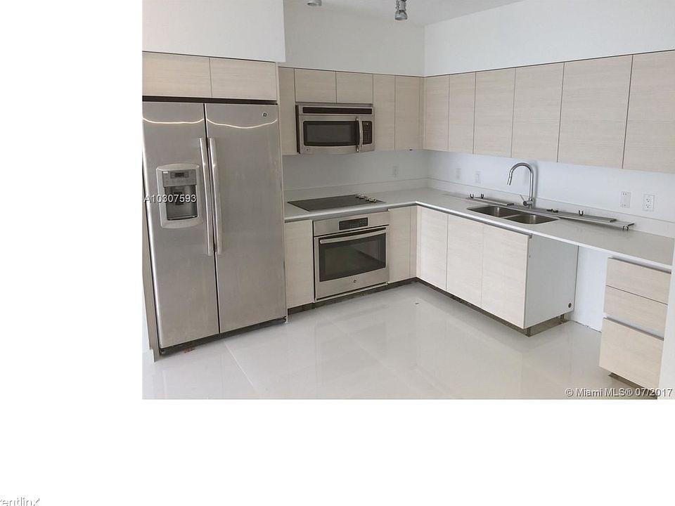 1st image of 4250 Biscayne Blvd APT 915A