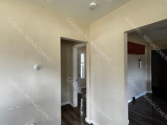 5th image of 1202 Vermilya Ave