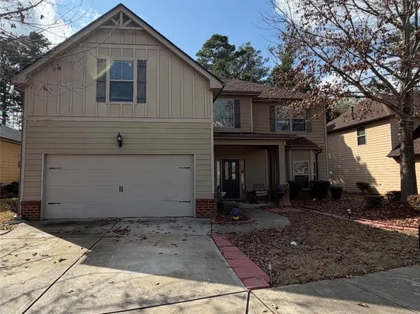 250 Sylvan Loop, Fayetteville, GA 30214