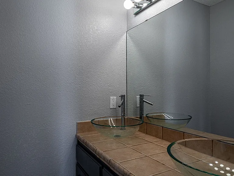 210 Warbonnet Trl — Photo 16