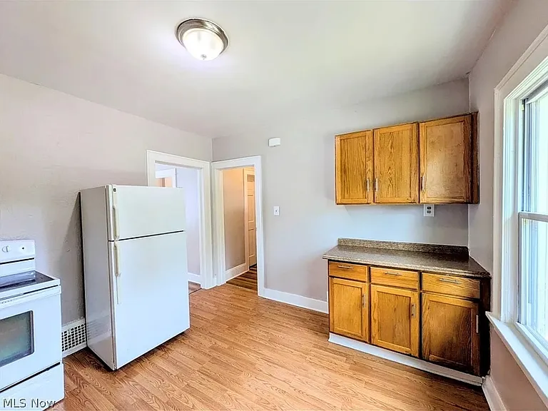 656 Hammel St #2 — Photo 1