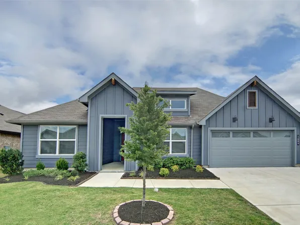 1604 Forest Park Dr, Alvarado, TX 76009
