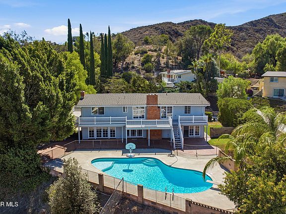 3rd image of 68 La Paz Ct