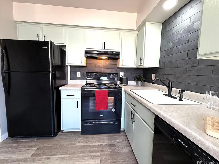 531 S Angus Ave #2 — Photo 18