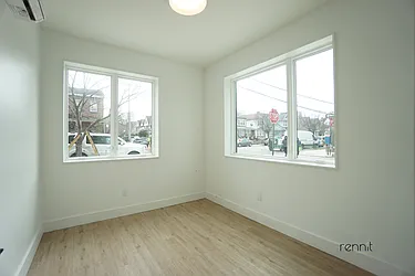 Rented by Rennit Inc.