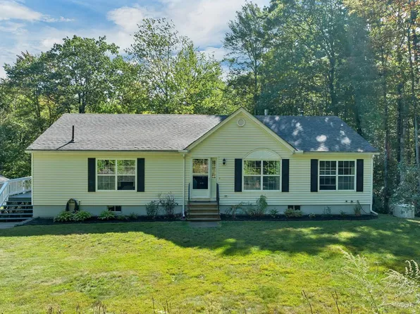 80 Quaker Road, New Durham, NH 03855