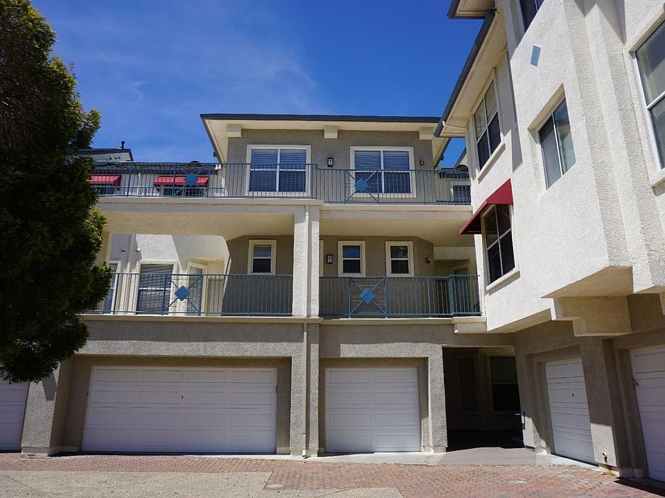 1st image of 400 Baltic Cir Unit 424