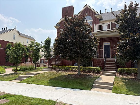 2nd image of 3178 Camden Dr #1