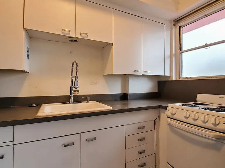 2118 Kuhio Ave #603 — Photo 3