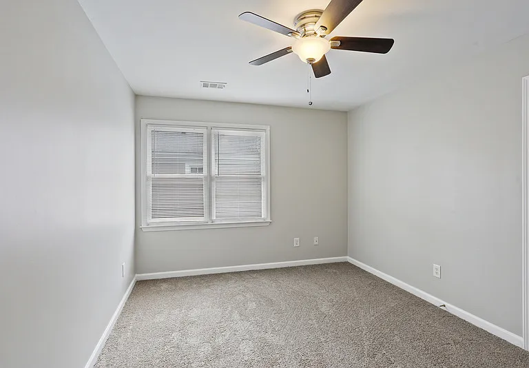 90 Richardson St SE — Photo 16
