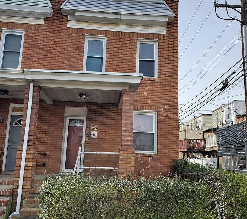 2nd image of 500 Savage St
