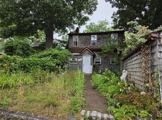 400 Lake Shore Dr, Warwick, RI 02889
