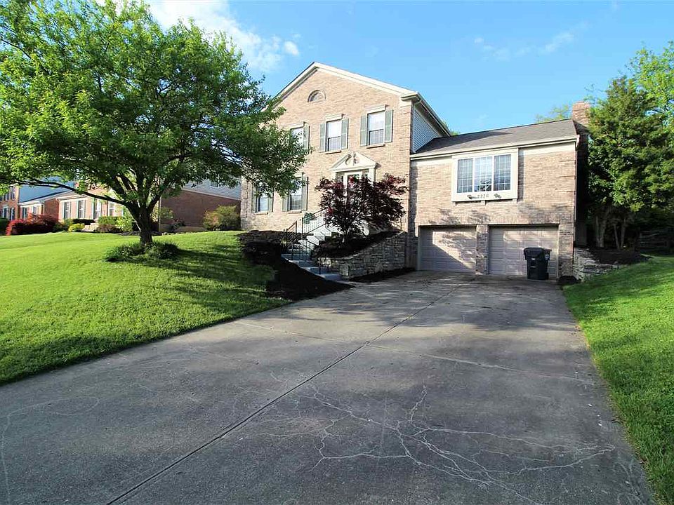 1st image of 2236 Forest Lawn Dr
