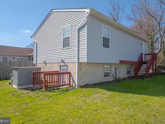 3rd image of 7707 Norfolk Rd