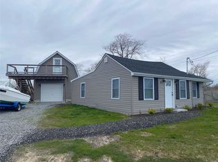 2 Manhasset Dr, Mastic Beach, NY 11951