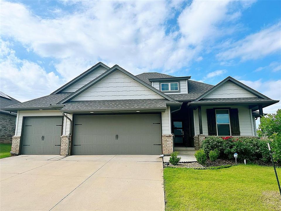 1st image of 8400 NW 160th Ct