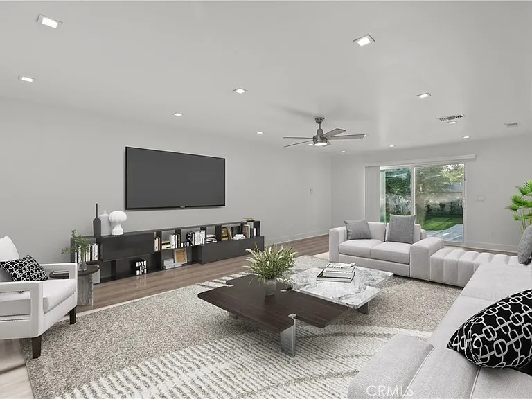 6051 Teesdale Ave — Photo 12