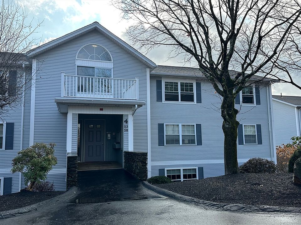 1st image of 4 Crestview Dr APT 55