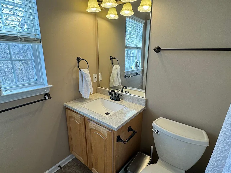 915 Tanglewood Dr — Photo 14