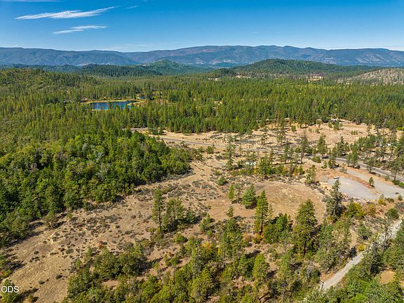 3rd image of Waldo Rd