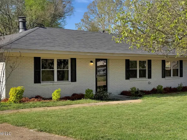 2389 Napoleon Ave, Pearl, MS 39208