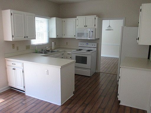 4th image of 3931 Yorkford Dr
