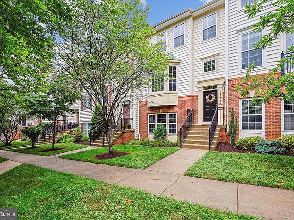 2nd image of 17718 Phelps Hill Ln