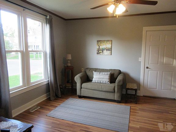 4th image of 502 B Ave E