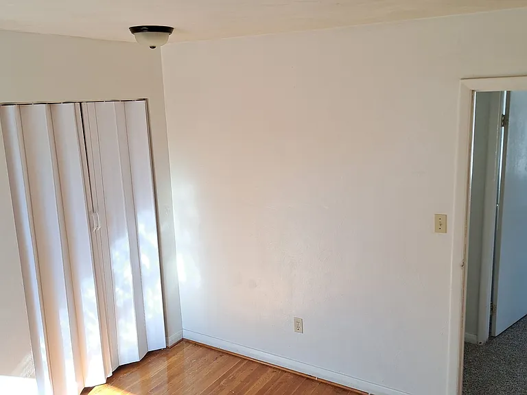 14 Northampton Dr — Photo 12