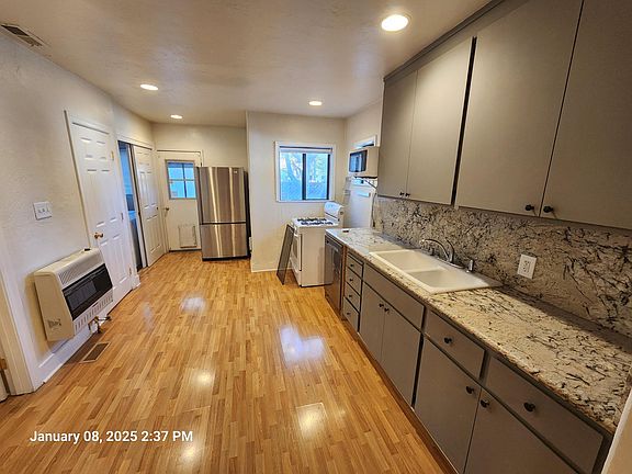4th image of 405 Vaughn Ave