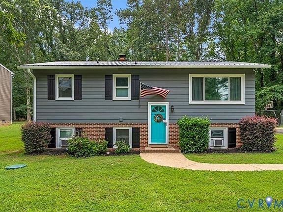 3rd image of 2435 Ocala Dr
