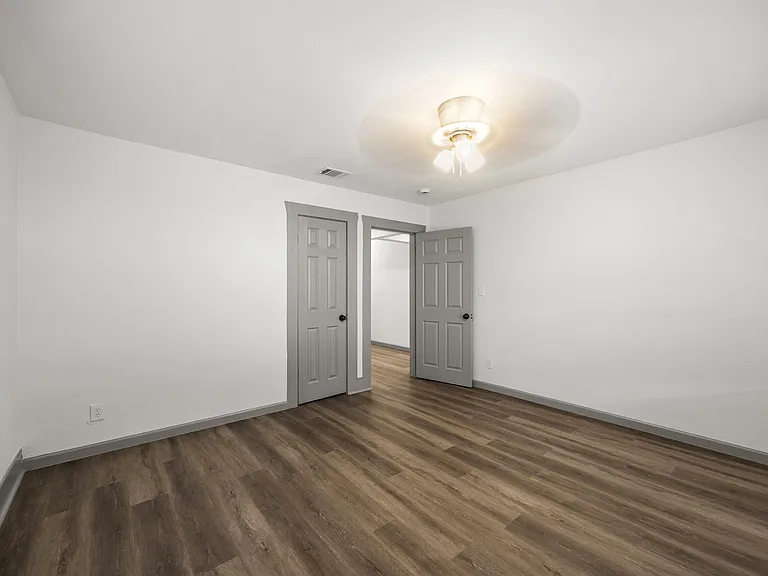 1850 Highland Ave — Photo 13