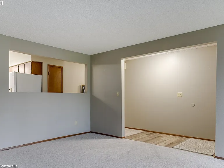 2075 SW Wynwood Ave — Photo 18