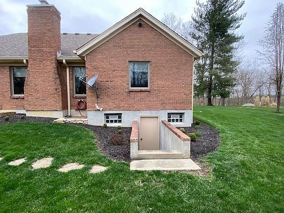 3rd image of 11832 Colerain Ave