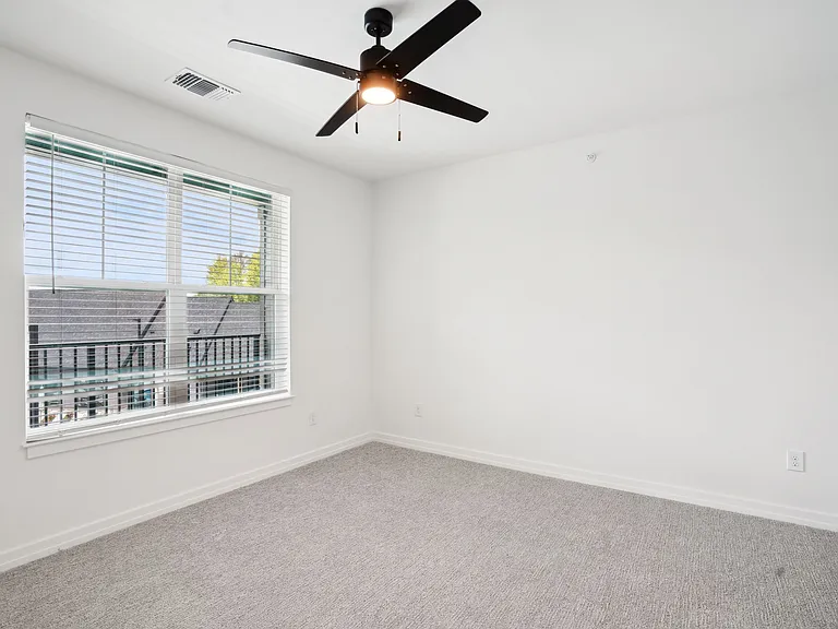The Pullman Luxury Apartments — Photo 72